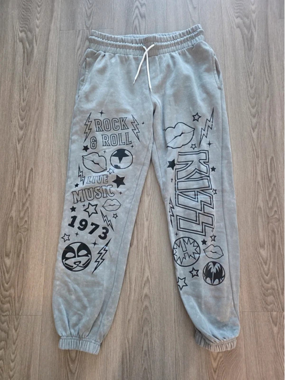 KISS Cotton blend jogger sweatpants, KISS Rock & Roll graphic print